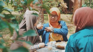 Manusia Mahluk Sosial Penuh Kebaikan
