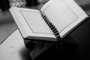 Rutin Membaca dan Mengkaji Al Quran agar hidup Penuh Makna dan Bermanfaat