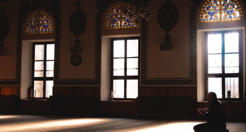 photo of praying indoors