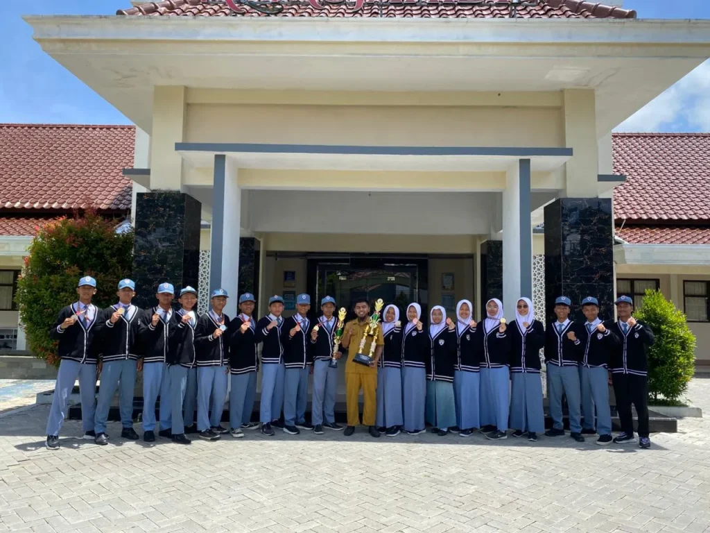 Kontingen SMA Muhammadiyah Al Mujahidin Raih Juara Umum I di Ajang PDM CUP #4 Tahun 2025
