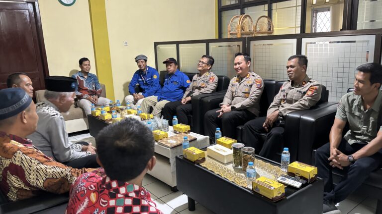 PDM Gunungkidul Menerima Kunjungan Kapolres Gunungkidul Yang Baru