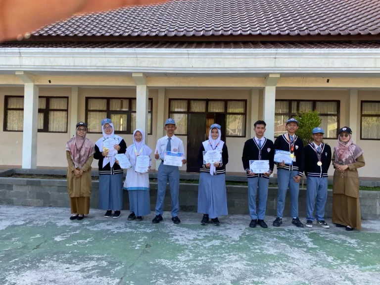 Deretan Murid SMA Muhammadiyah Al Mujahidin Ukir Prestasi Cemerlang di Ajang Akademik dan Olahraga Tingkat Daerah Hingga Nasiona