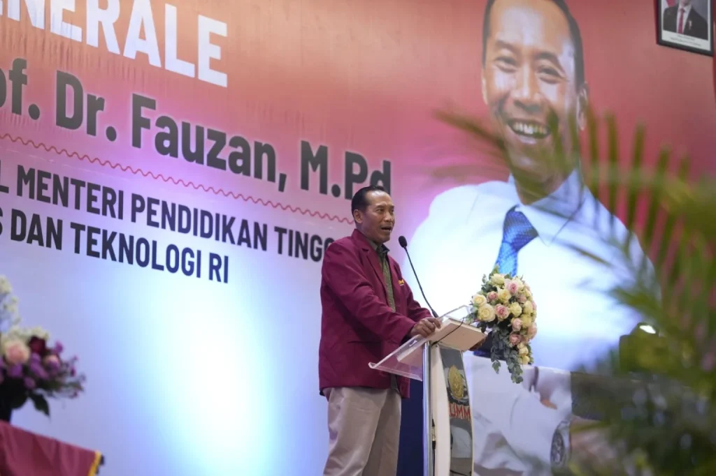 Wamendiktisaintek Dorong Kampus Muhammadiyah Bangun Mindset Berkemajuan dan Berani Berinovasi