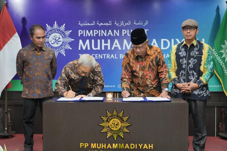 Indosat Gandeng Muhammadiyah Percepat Transformasi Digital dan Pengembangan AI