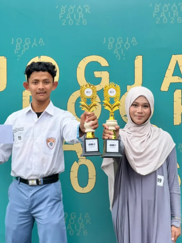 Gelorakan Sastra di Grhatama Pustaka, SMA Muh Al Mujahidin Sukses Membawa Pulang 2 Piala Lomba Baca Puisi Tingkat Provinsi