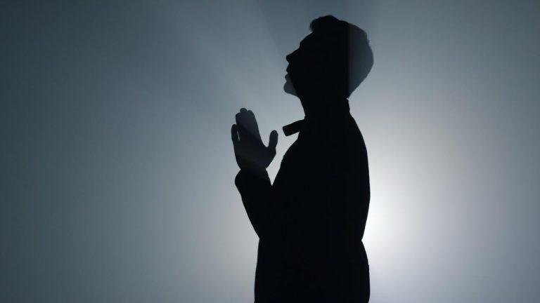 Kebahagiaan Berakar pada Ketenangan Jiwa dan Kedekatan kepada Allah