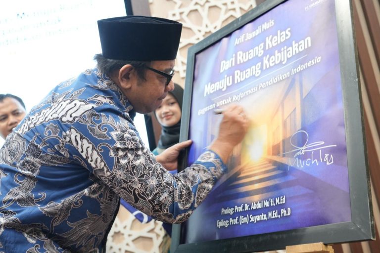 Tak Cukup Lihat Nilai, Kemendikdasmen Dorong Guru Kenali Potensi Murid